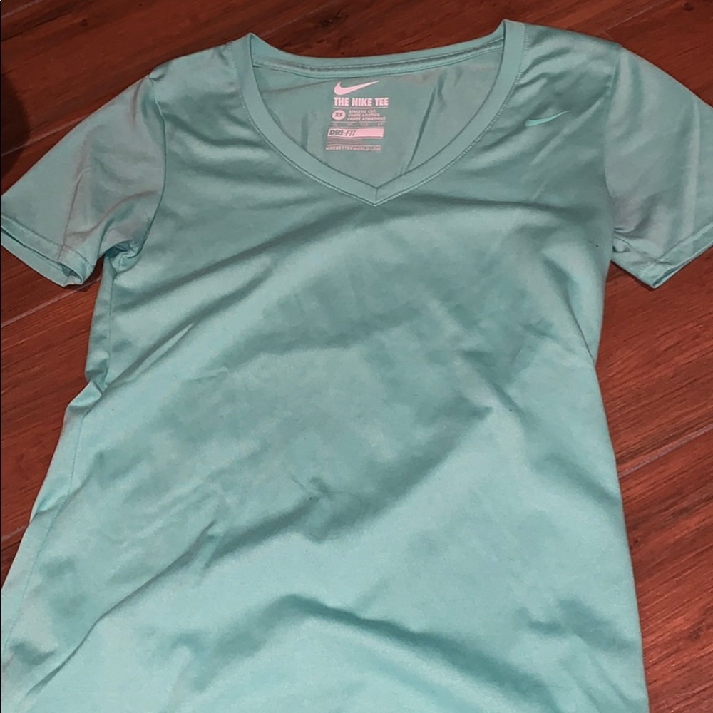 Mint green work out shirt
